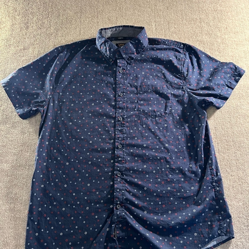 Lee Navy Blue Men's Shirt with Red Dot Pattern